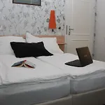 Marta Studios&rooms Pensión 3*