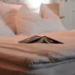 Pensión Marta Studios&rooms