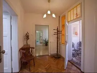 Marta & 3* Ljubljana