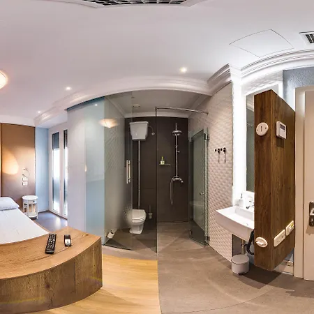 Guest house Marta & 3*