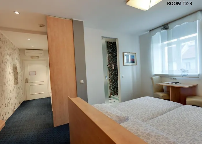 Marta & 3* Ljubljana